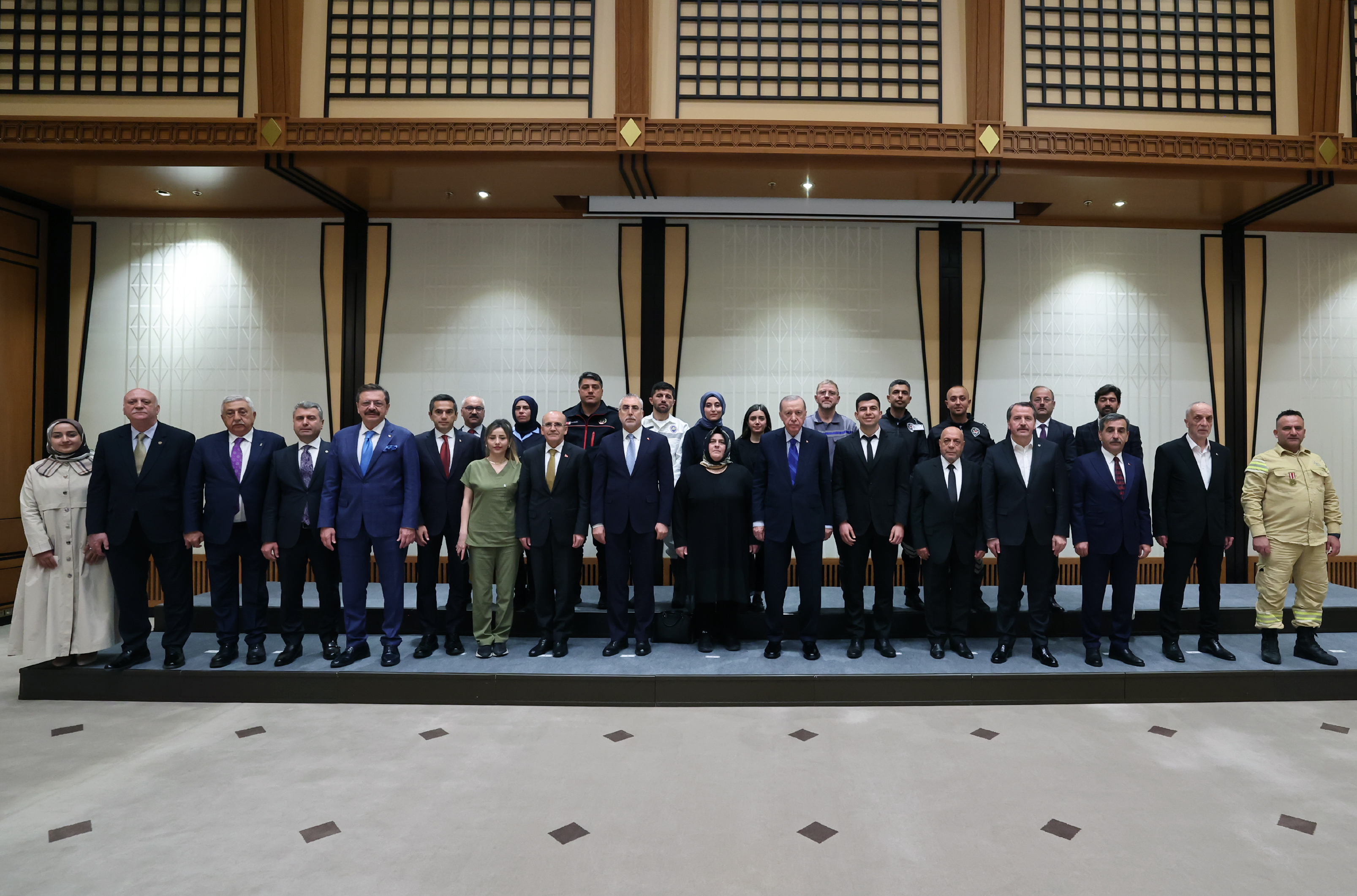 Erdoğan işçilerle bir araya geldi