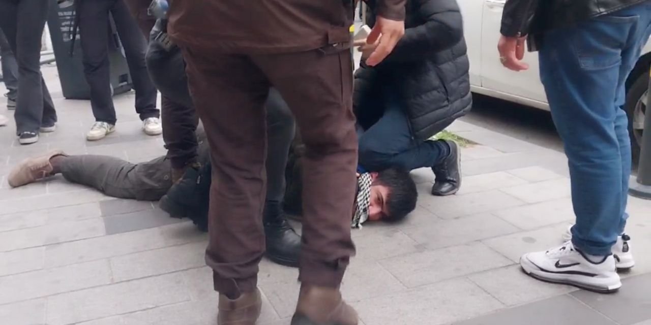 Taksim'de 1 Mayıs: 400 gözaltı