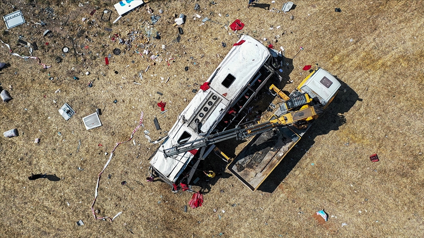 Dünyada her yıl yaklaşık 1,2 milyon kişi trafik kazasında ölüyor
