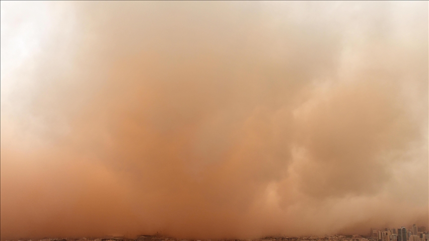 İran'da kum fırtınası