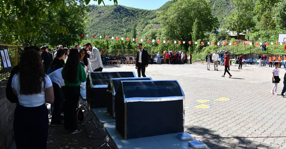 Beytüşşebap'ta bilim şenliği