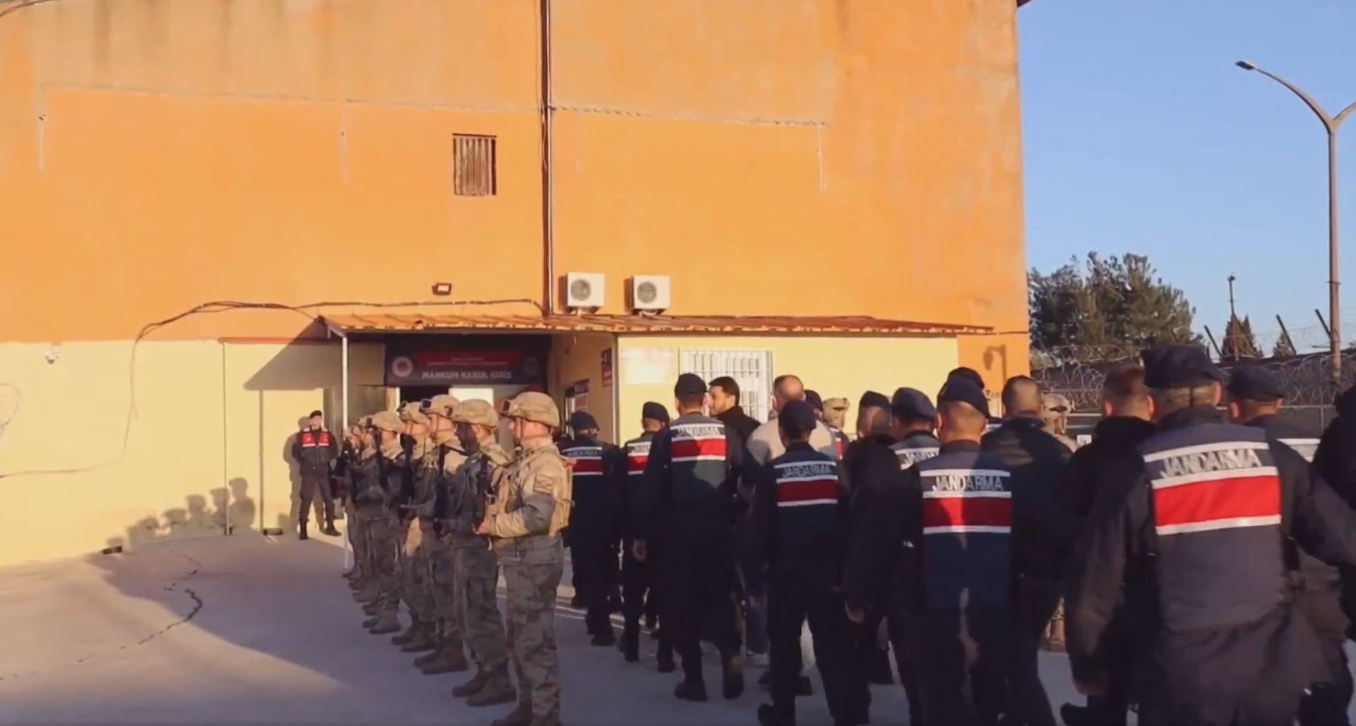 3 ilde 1 milyar liralık tefecilik operasyonu