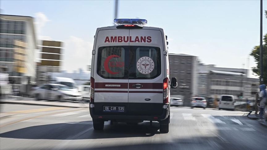 Ambulansa yol vermeyene 180 bin TL ceza gelecek