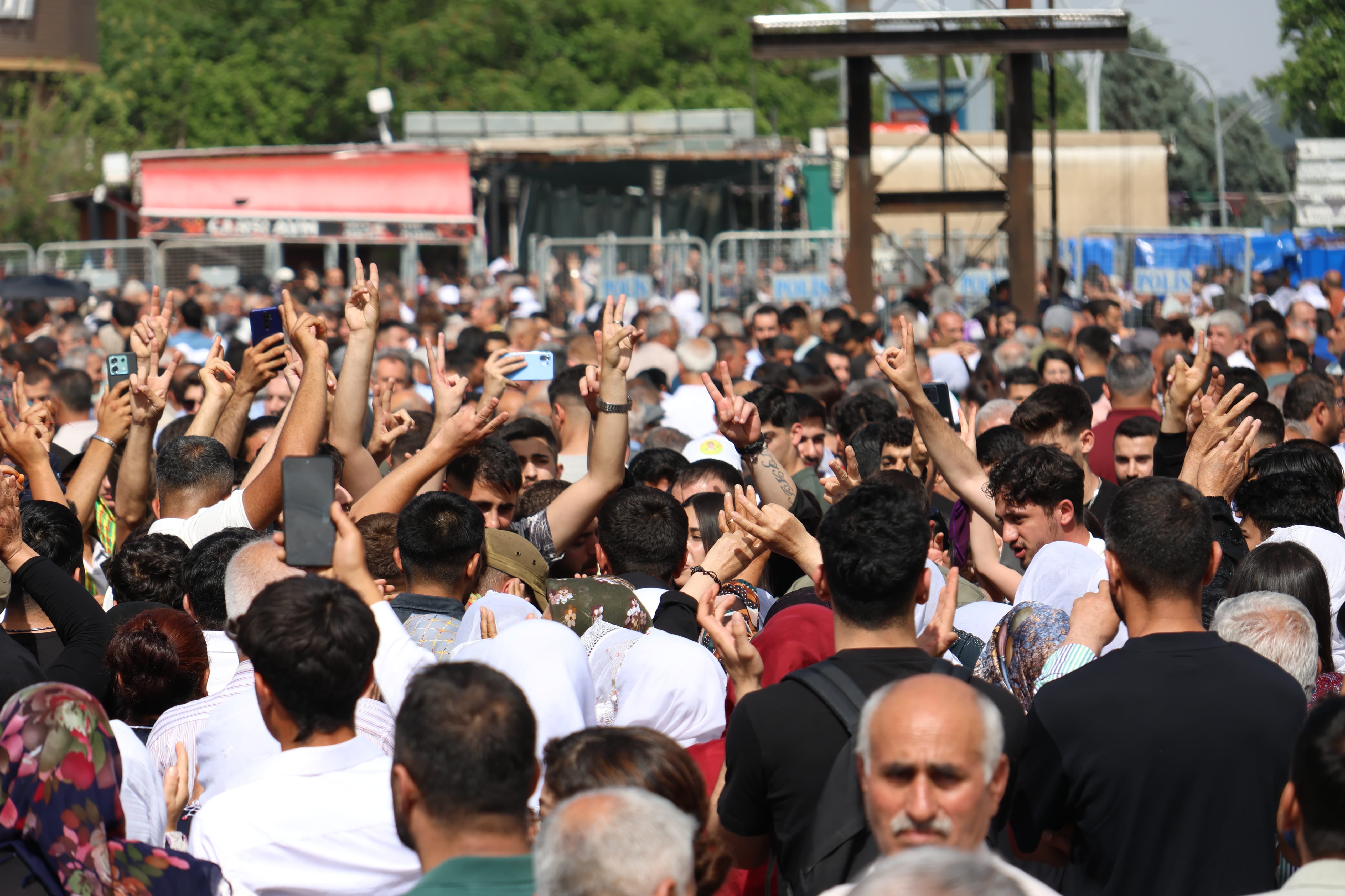 Ali Haydar Kaytan ve Rıza Altun için Diyarbakır'da anma