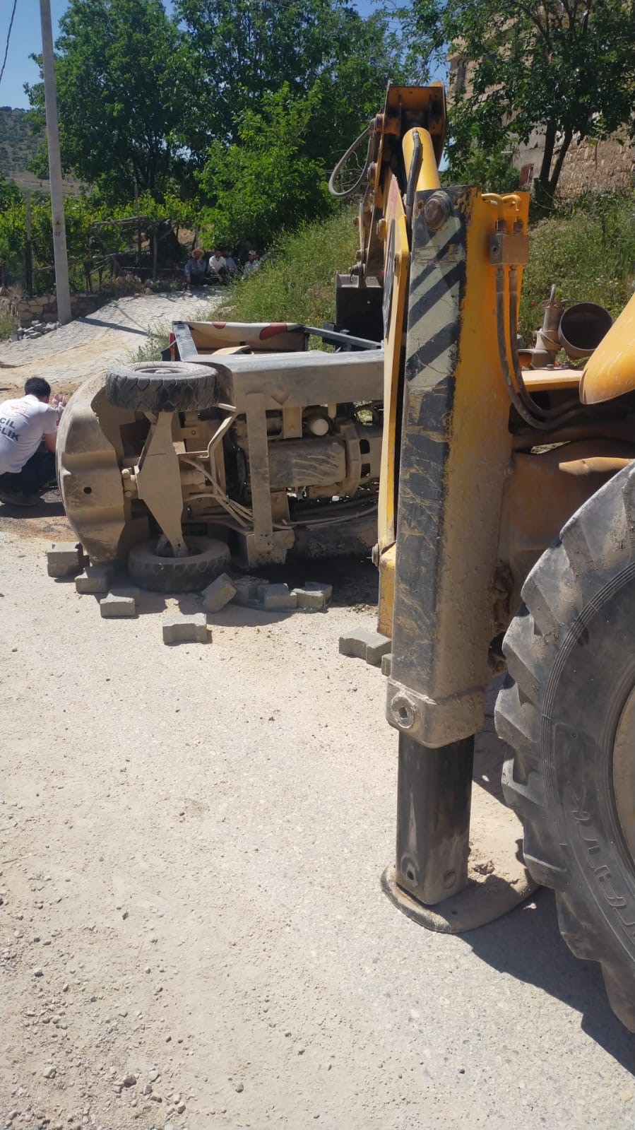Forklift altında kalan sürücü hayatını kaybetti