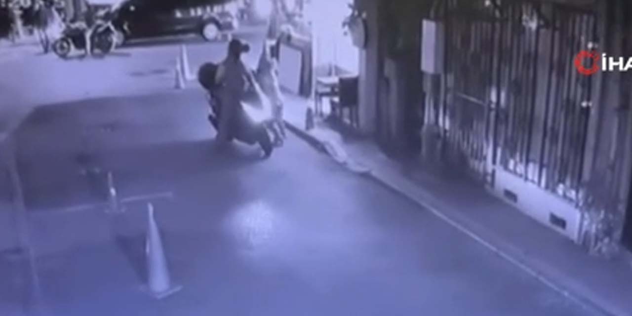 VİDEO - Okulda başlayan tartışma sokakta kanlı bitti