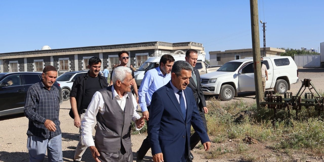 Şırnak Valisi Ekici, yol çalışmasını denetledi