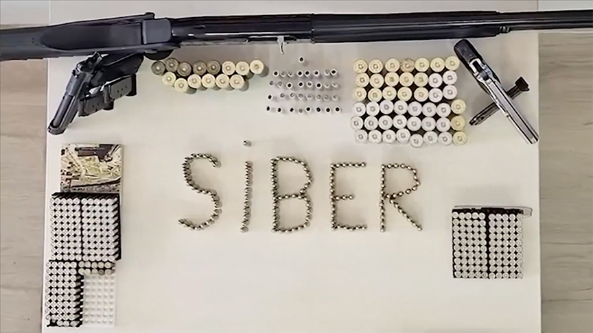 Diyarbakır ve 45 ilde bilişim operasyonu: 74 tutuklama