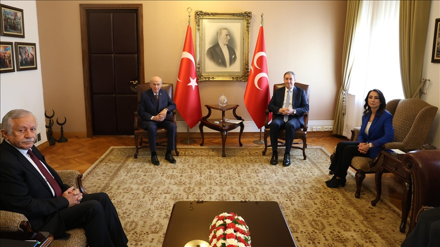 MHP ile DEM Parti görüşmesi başladı