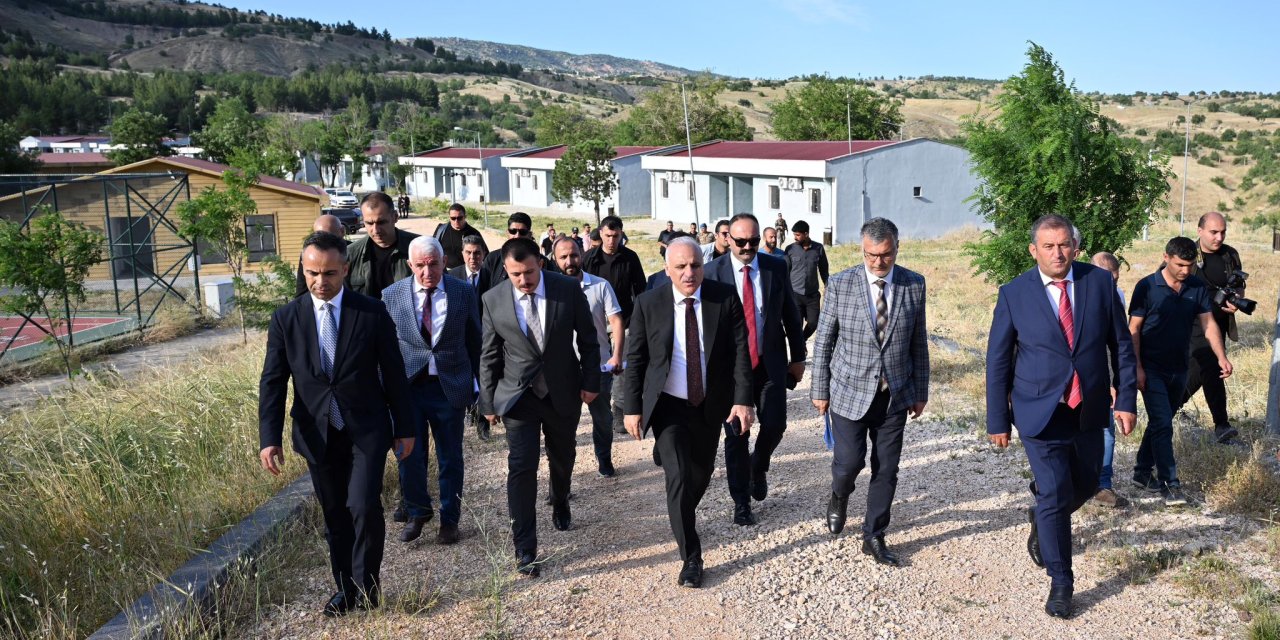 Vali Zorluoğlu'ndan Dicle ziyareti