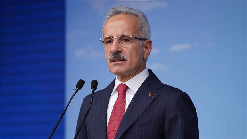 Uraloğlu'ndan ücretsiz ulaşım açıklaması