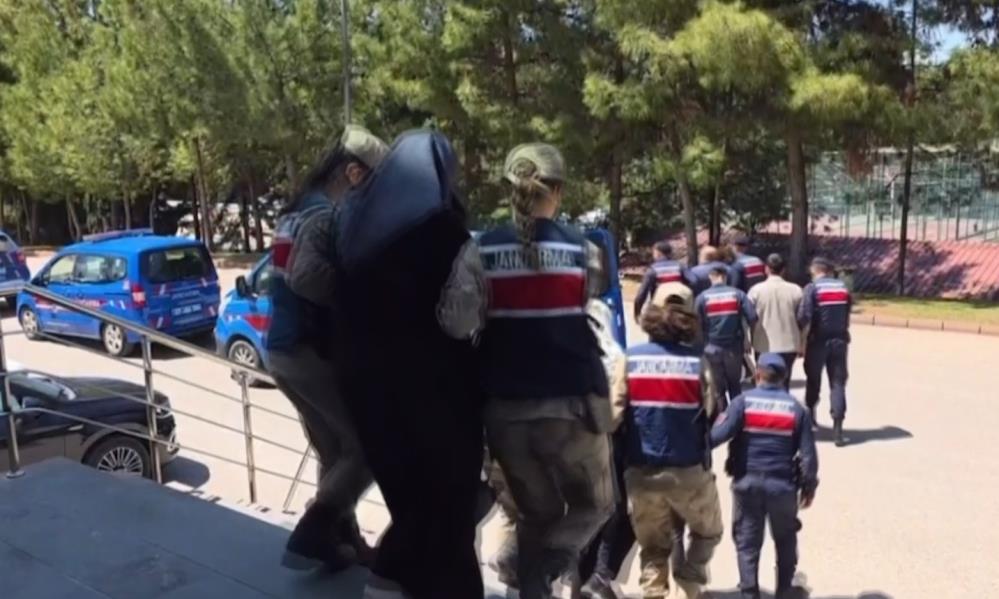 Antep'te dolandırıcı çeteye operasyon: 5 gözaltı