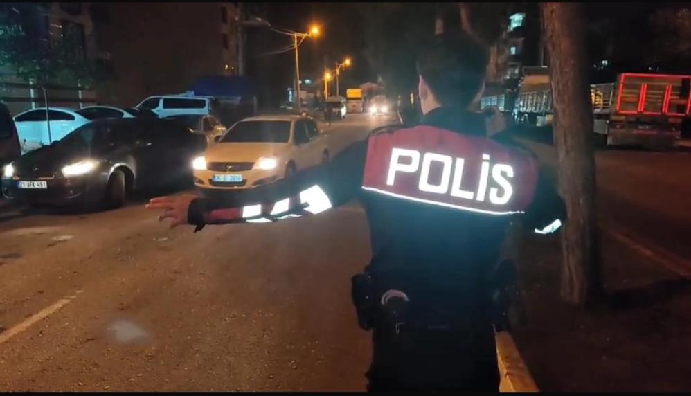 Diyarbakır'da Bayram öncesi "Huzur" uygulamasında 5 gözaltı