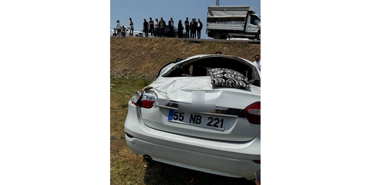 Takla atan araç yoldan çıktı: 1'i ağır 4 yaralı