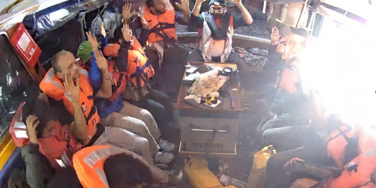 İran'dan İsrail'e: sert açıklama: Gazze Yardım Gemisi Krizi Büyüyor