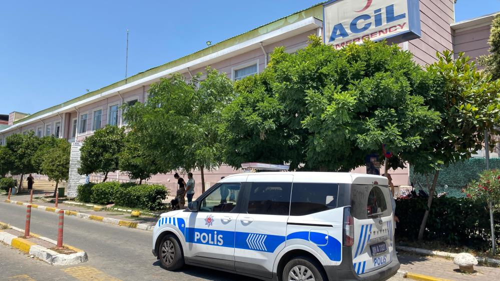 Eşinin kavgasını ayırmak isterken bacağından yaralandı