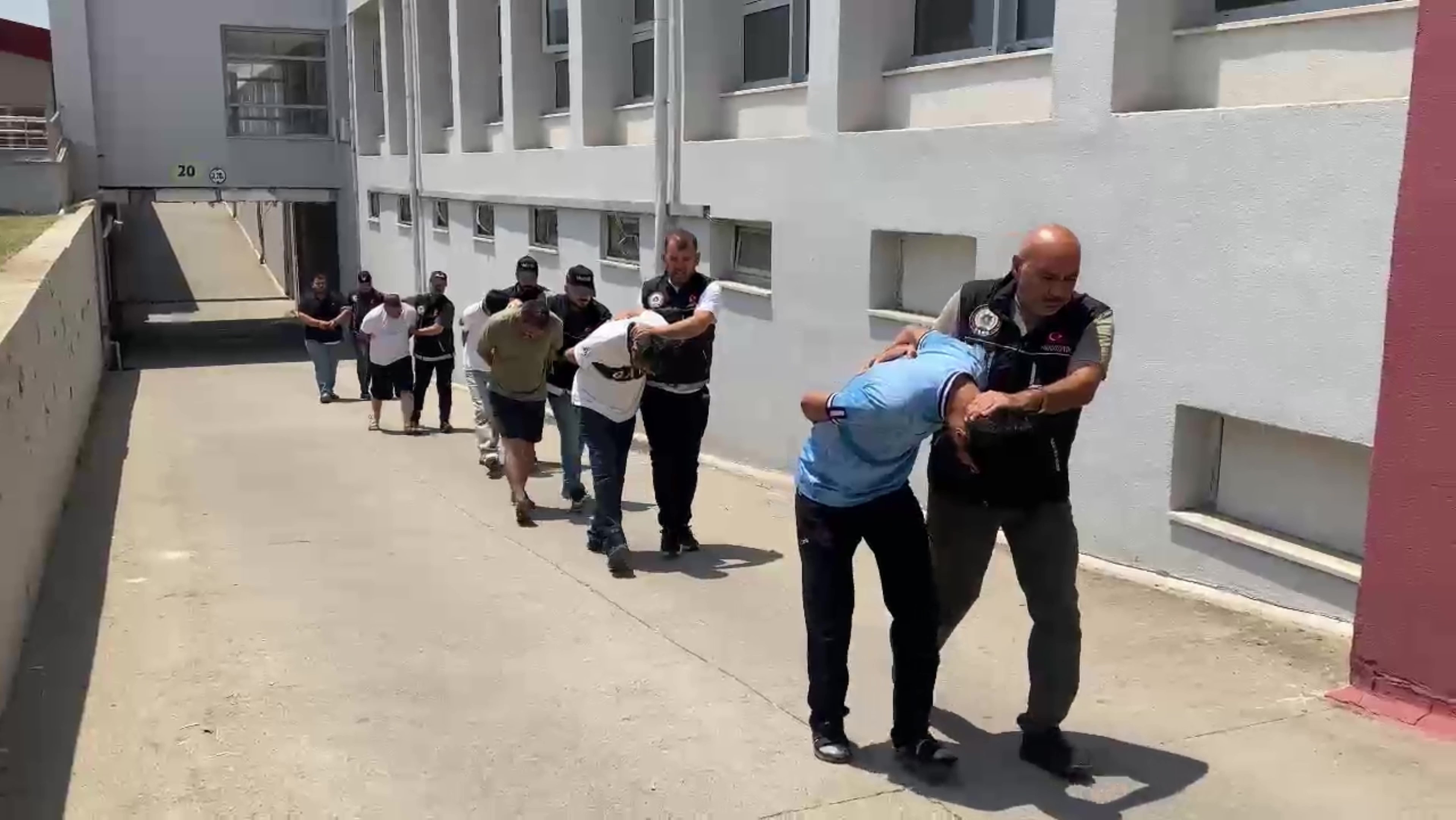 Adana'da torbacı operasyonu