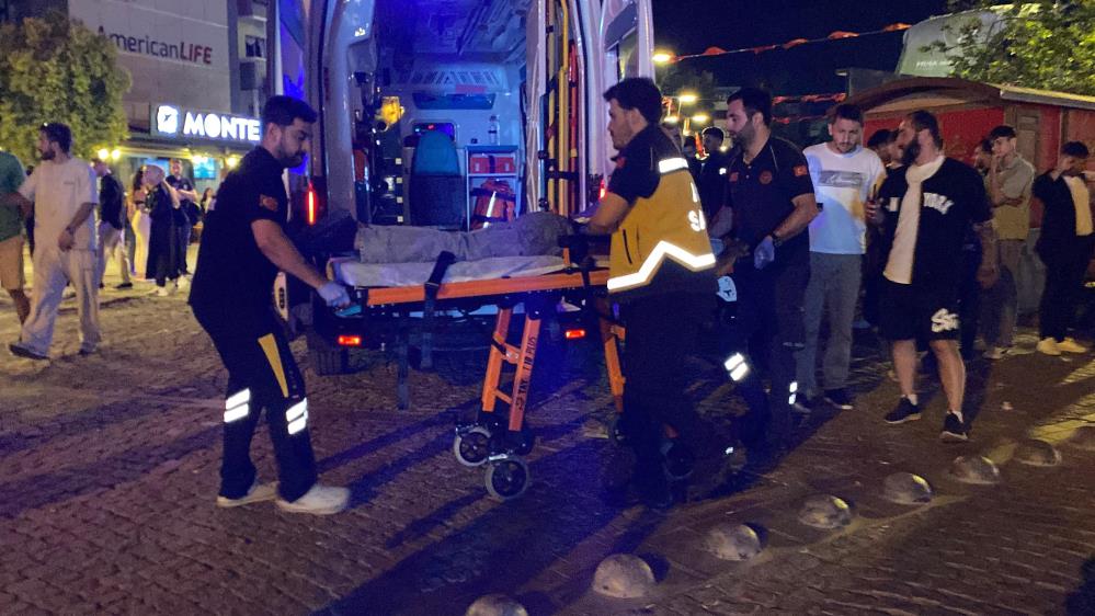 Tartışma Kanla Bitti: 17 Yaşındaki Genç Bıçaklandı