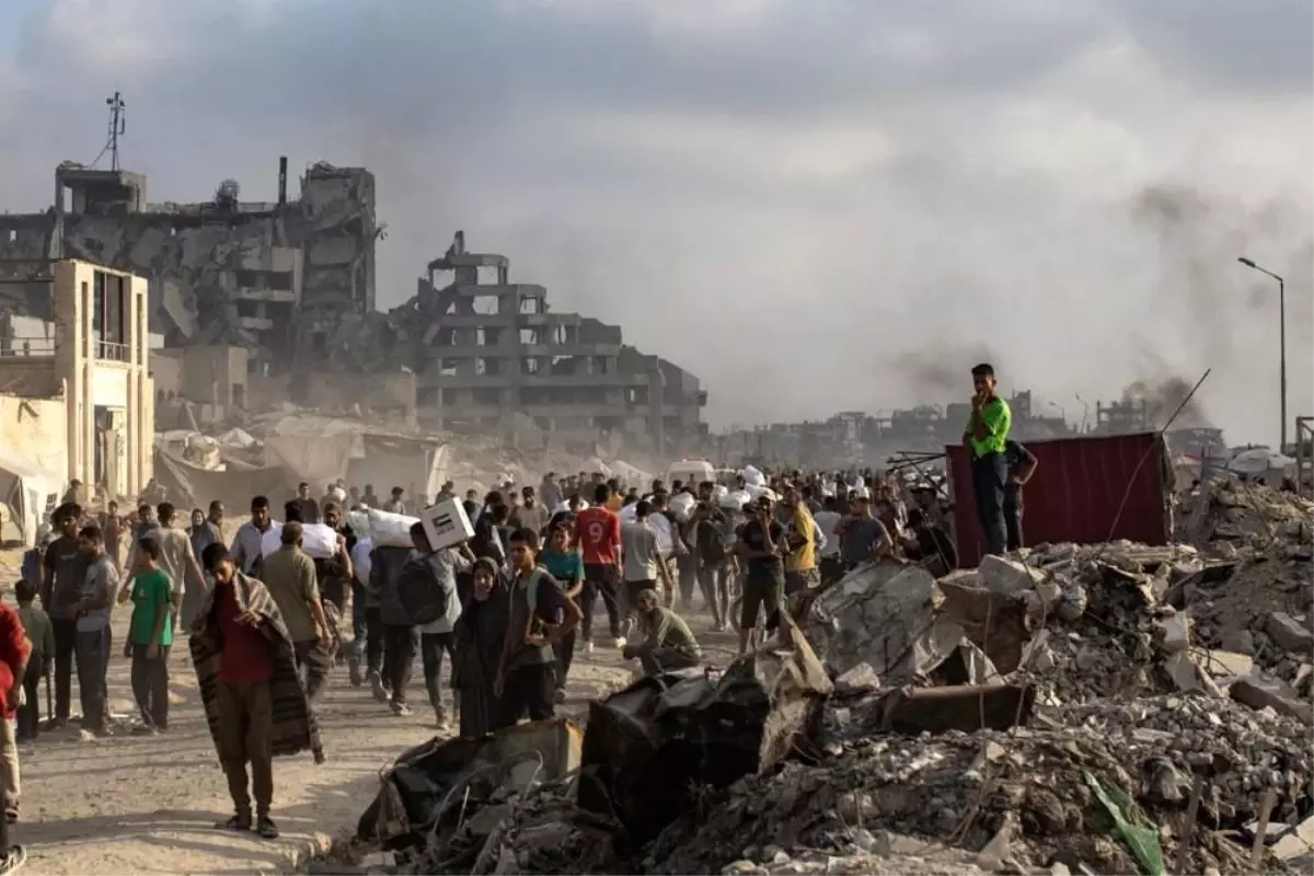 Gazze'de can kaybı 56 bini aştı