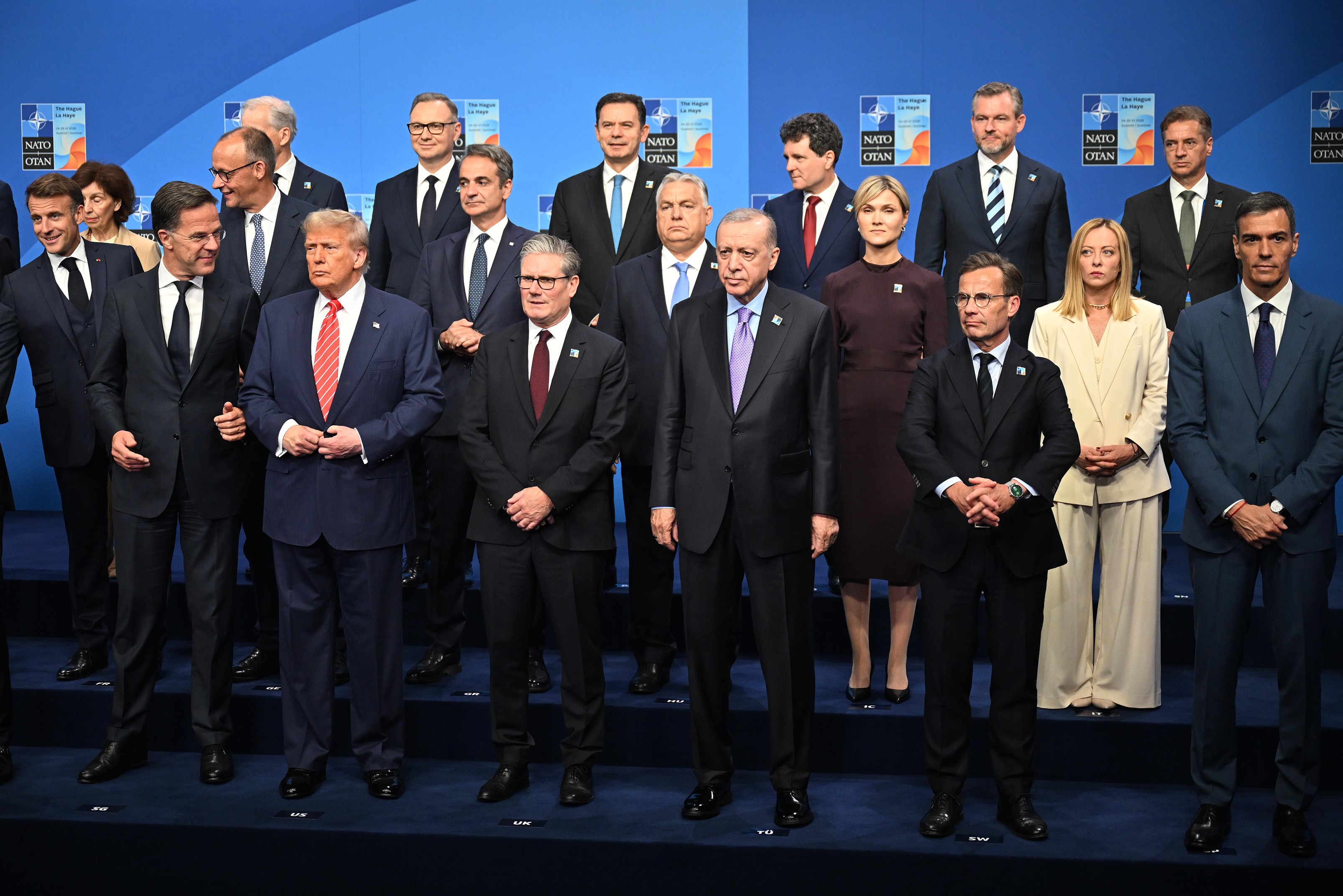 Erdoğan, NATO aile fotoğrafına katıldı