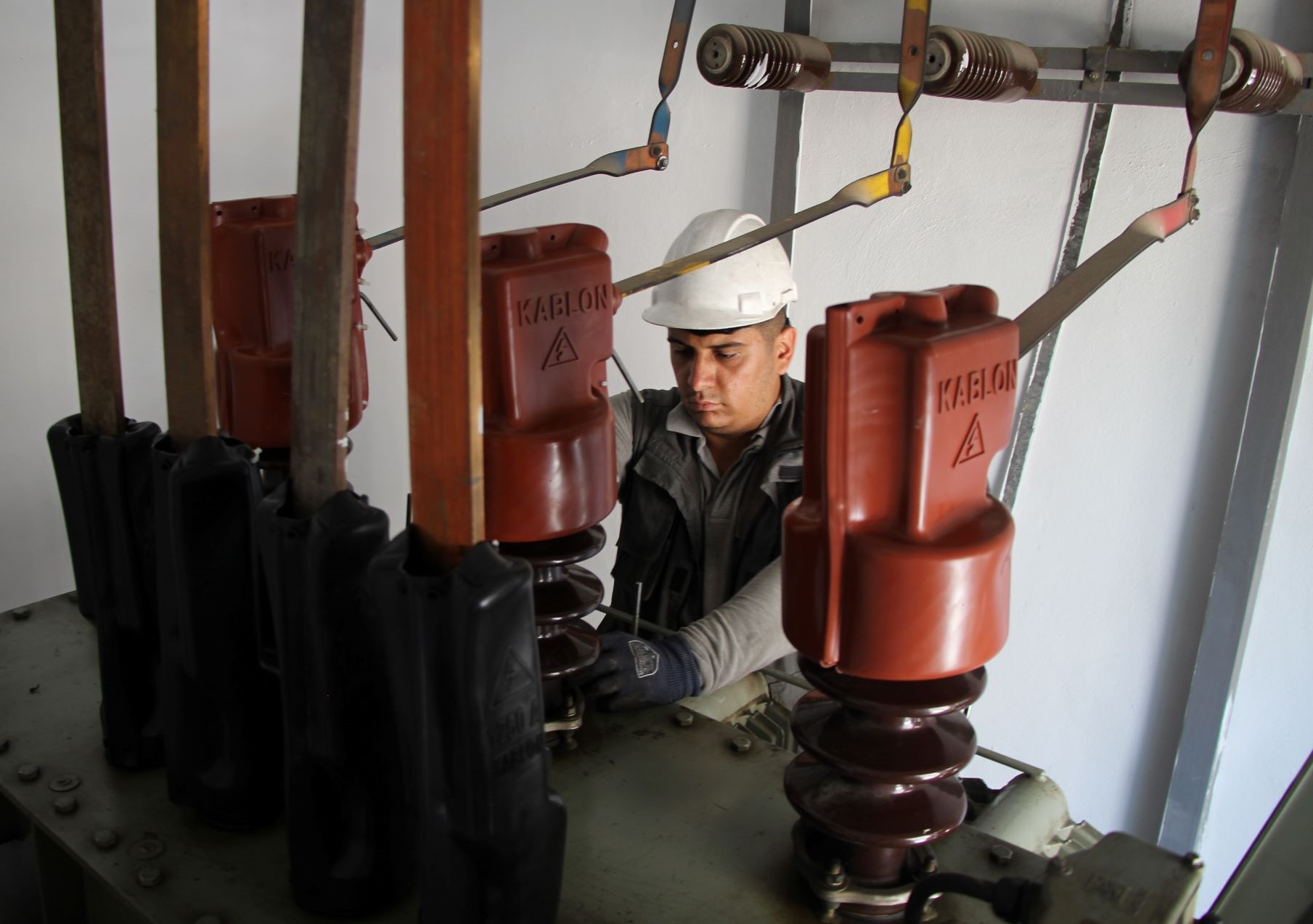 Dicle Elektrik’ten  3bin Kilometrelik Hat Bakımı