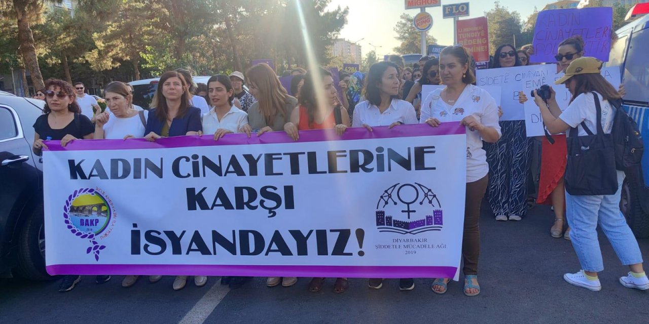 Diyarbakır’da kadınlar Gülizar Yıldız için yürüdü