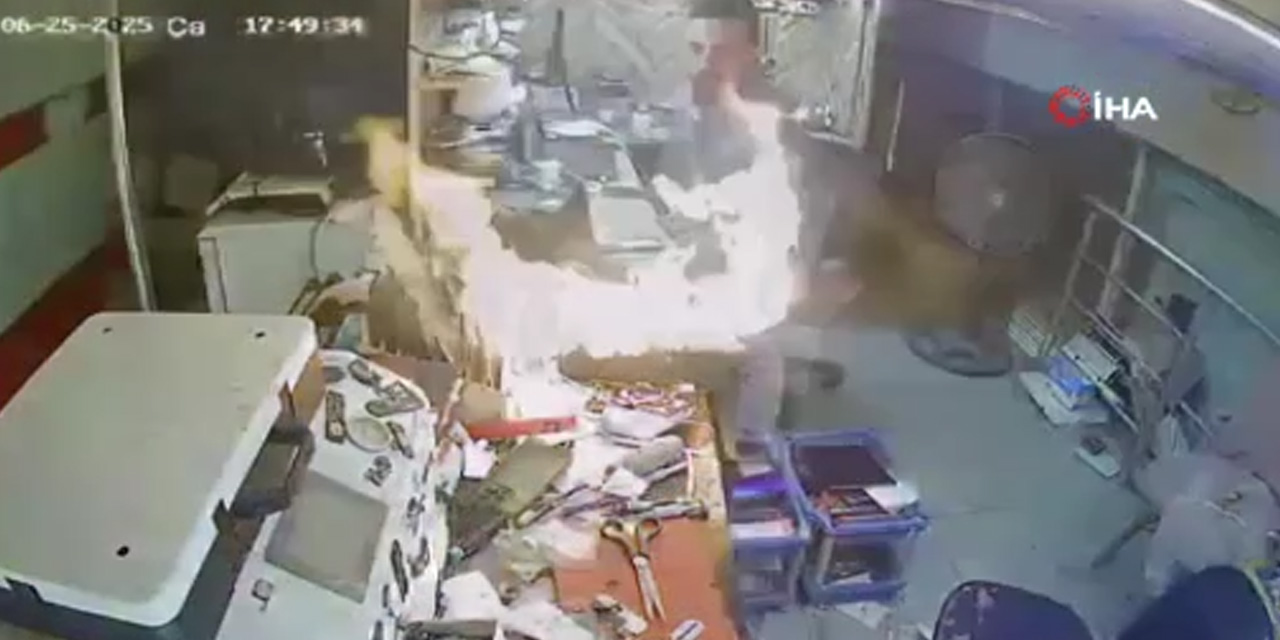 Cep telefonu bomba gibi patladı