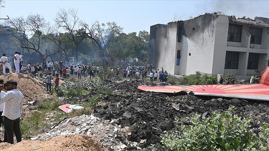 Hindistan’da düşen uçak için sabotaj ihtimali!