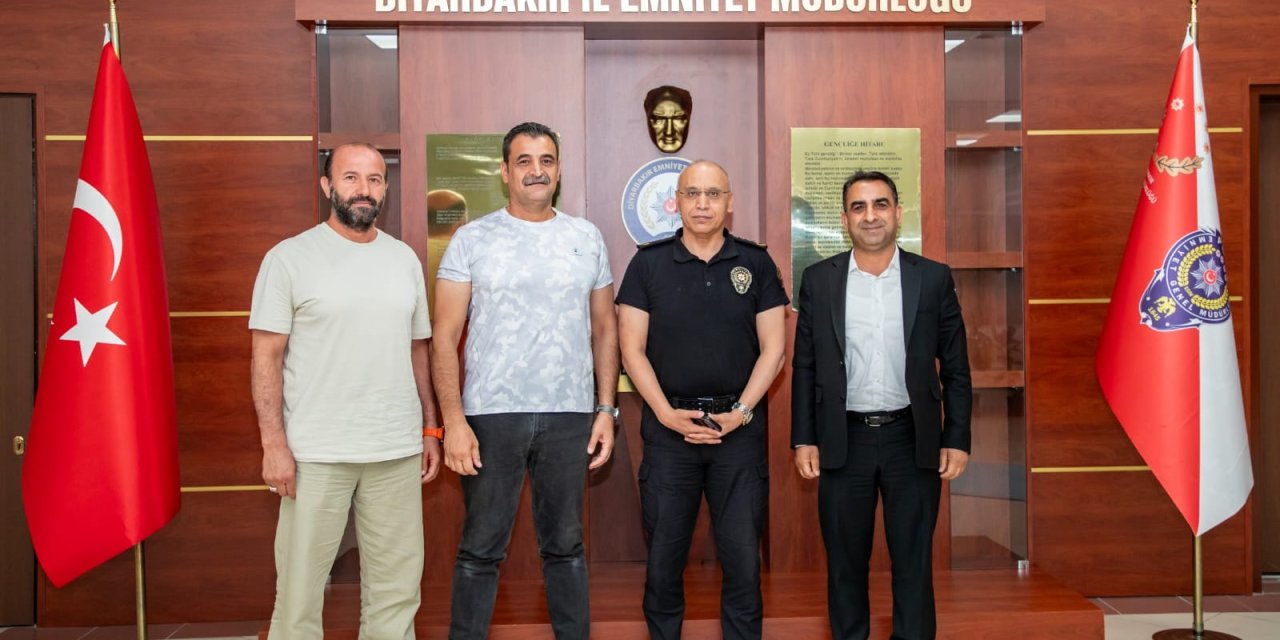 Diyarbakır Emniyet Müdürü Kaya, karate sınavlarına hazırlanıyor