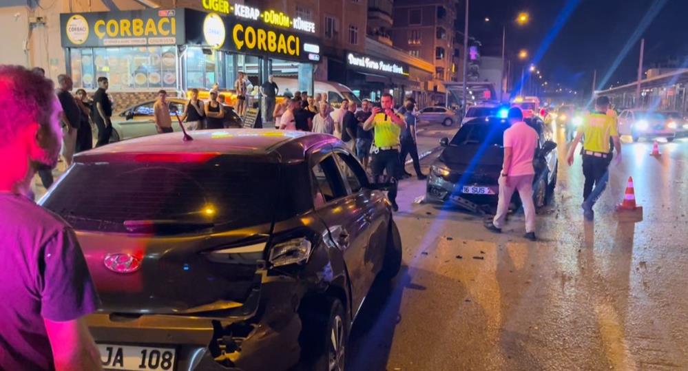 Alkollü sürücü kaza yaptı: 2 yaralı