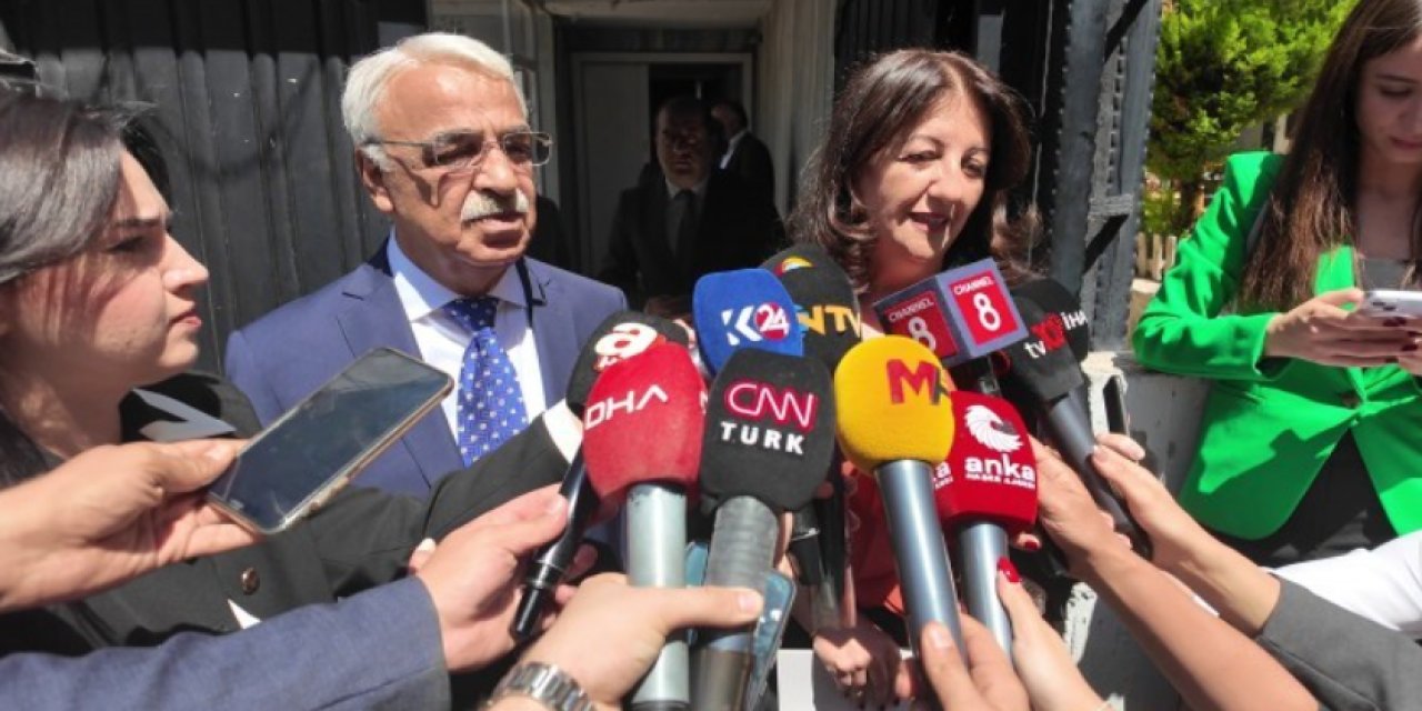 Görüşme trafiği sürüyor: İmralı Heyeti Adalet Bakanı ile görüşecek