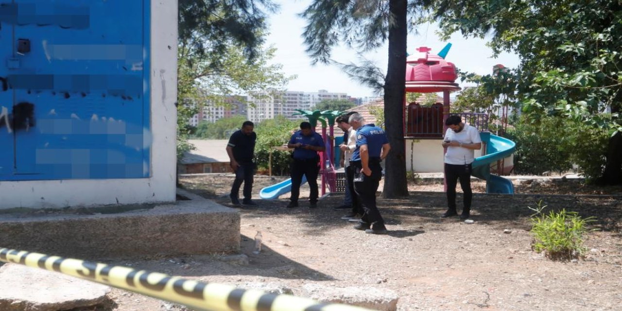 Tartıştığı kişiyi bacağından vurup, başında bekledi