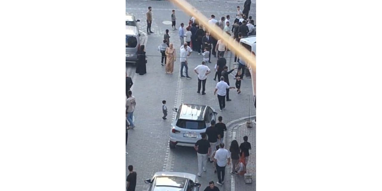 Düğün değil savaş alanı: 3 saatlik kavga sokağa taştı