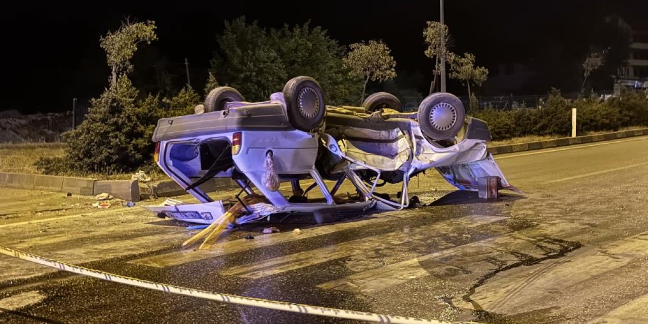 İki otomobil çarpıştı: 7 yaralı