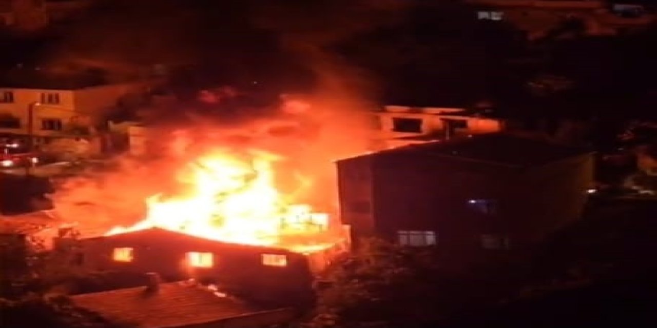 Patlayan buzdolabı evi kül etti