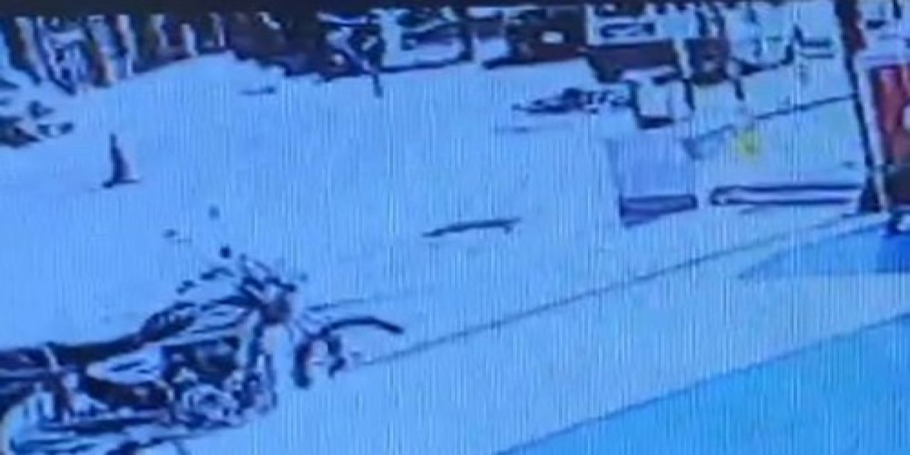 Geri manevra can aldı