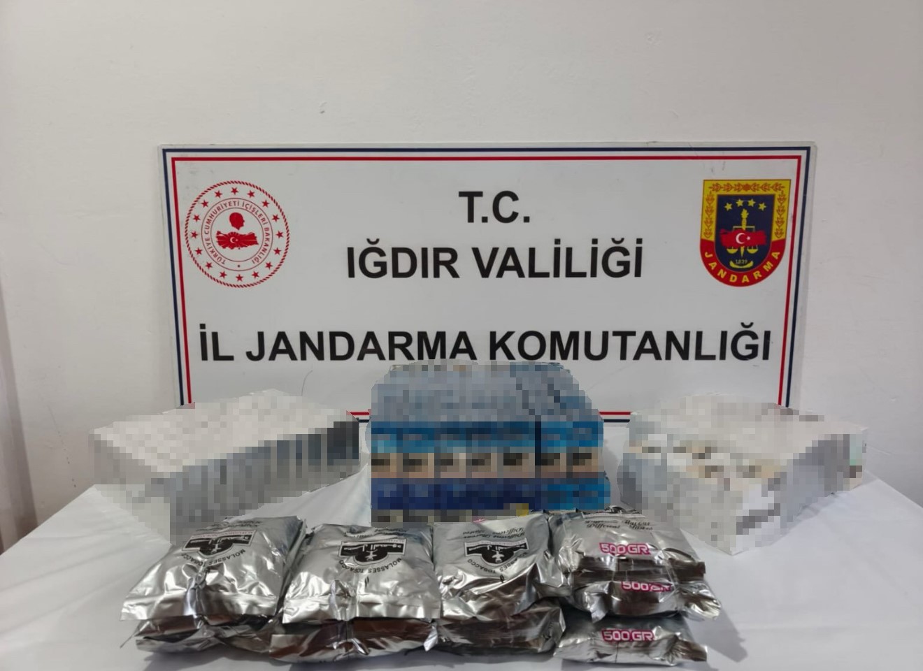 Iğdır'da kaçak sigara operasyonu