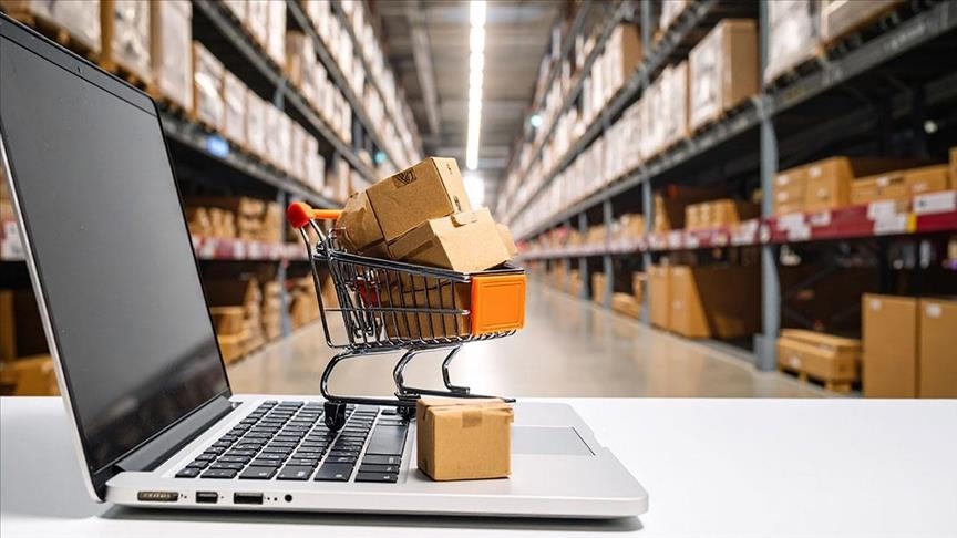 Tatil sezonu e-ticaret sektörünü hareketlendirdi