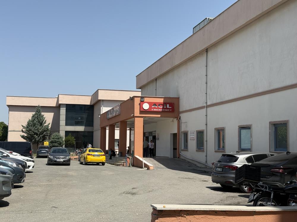 Trafik kazası: 2 ölü, 1 yaralı