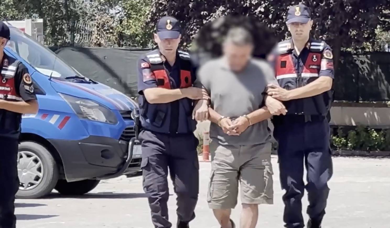 Miras için kardeşini öldürdü