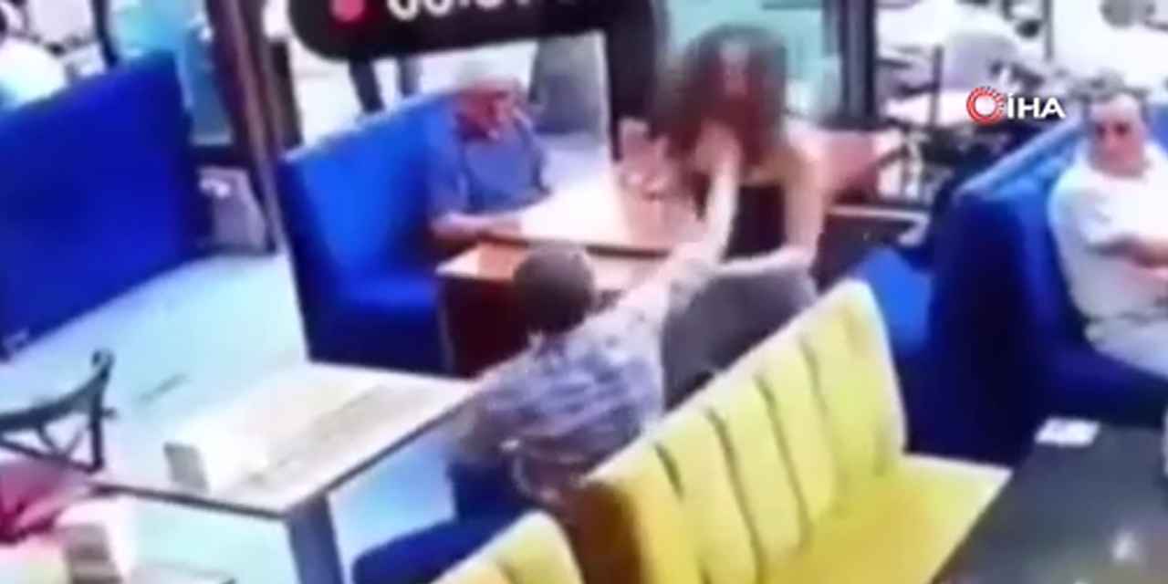 Kadın garsona tokat atan müşteri hayatının dersini aldı