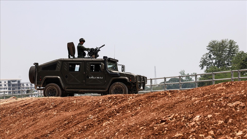 Tayland-Kamboçya sınırında savaş gerilimi