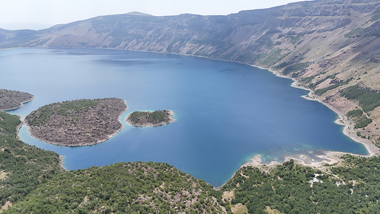 Nemrut Krater Gölüne büyük ilgi