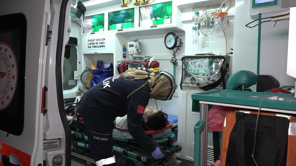 Yangın için çıktılar, kaza yaptılar