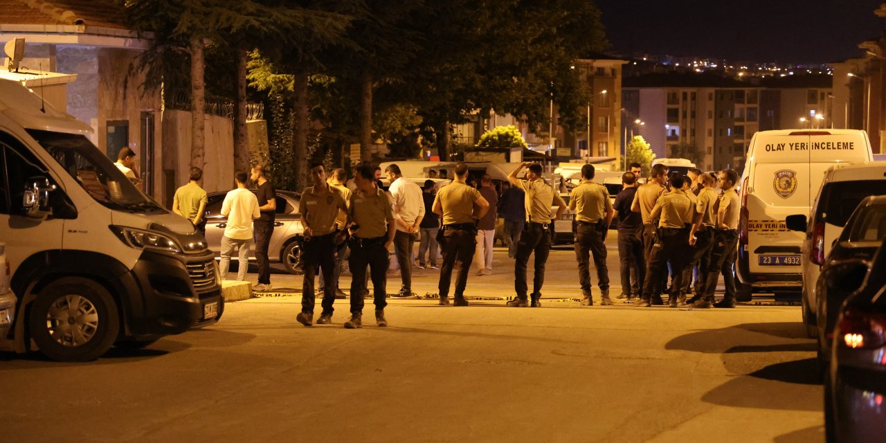 Ailelerin bıçaklı kavgasında kan aktı: 3 yaralı