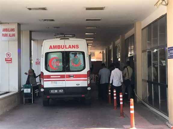 Akrabalar arasında bıçaklı kavga: 5 yaralı