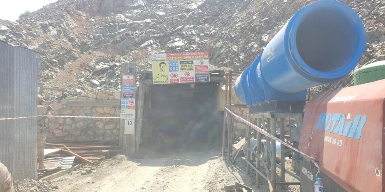 Elazığ’da göçük altında kalan işçi hayatını kaybetti