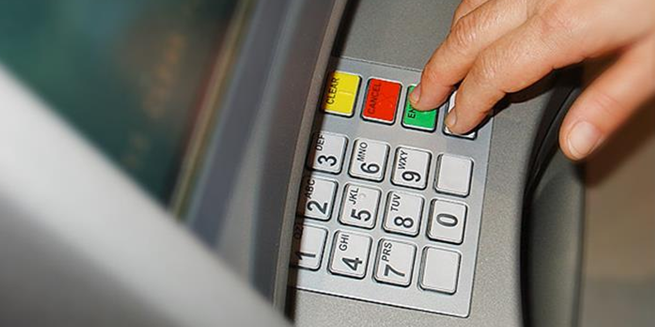 ATM’de gizli tuzak: çift tıklama hesabınızı boşaltabilir