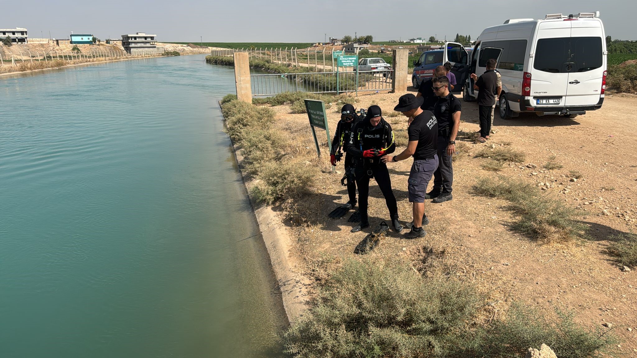 Sulama kanalına giren genç akıntıya kapıldı