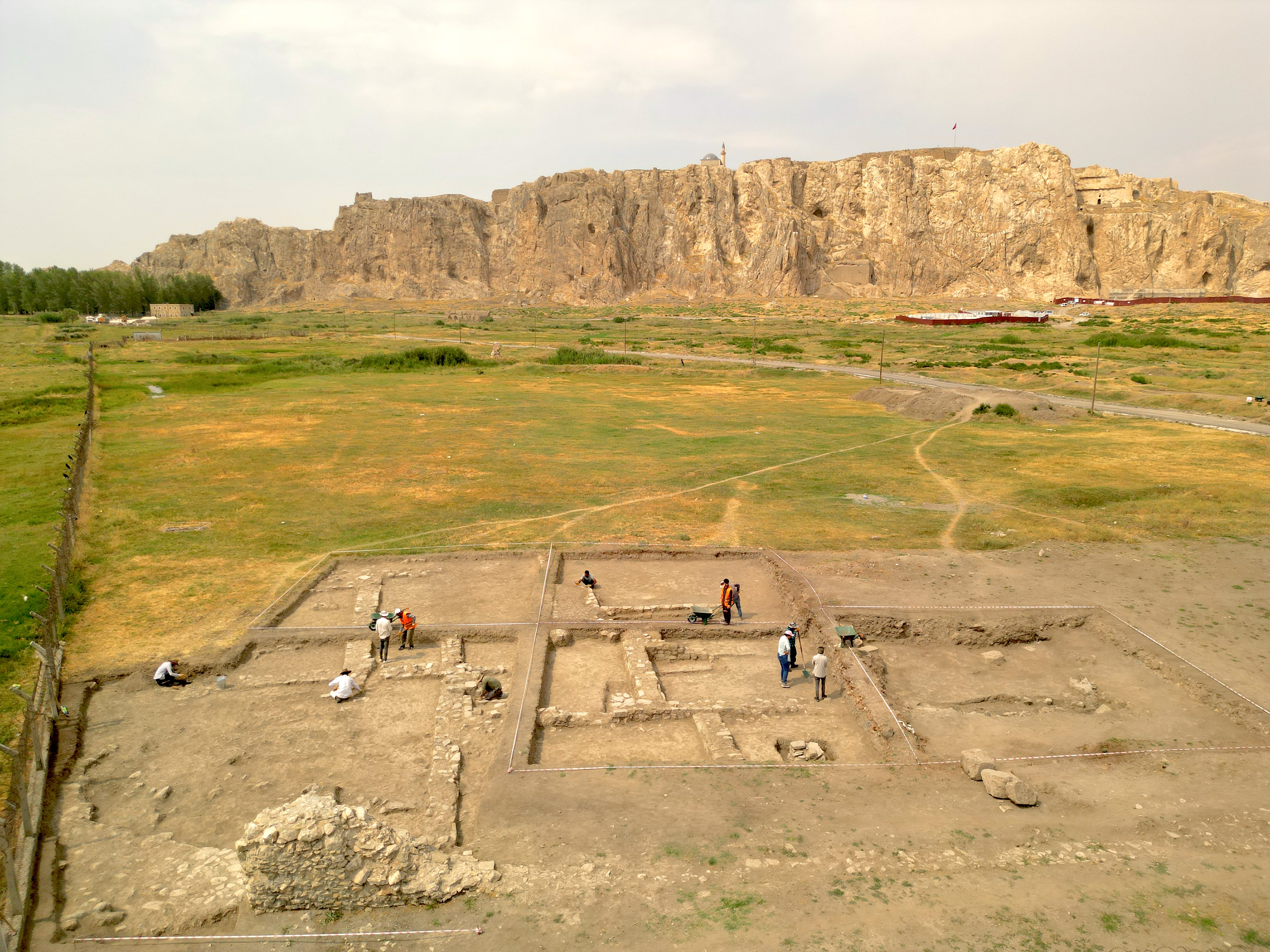 "Eski Van Şehri" kazılarında Osmanlı kışlası izi
